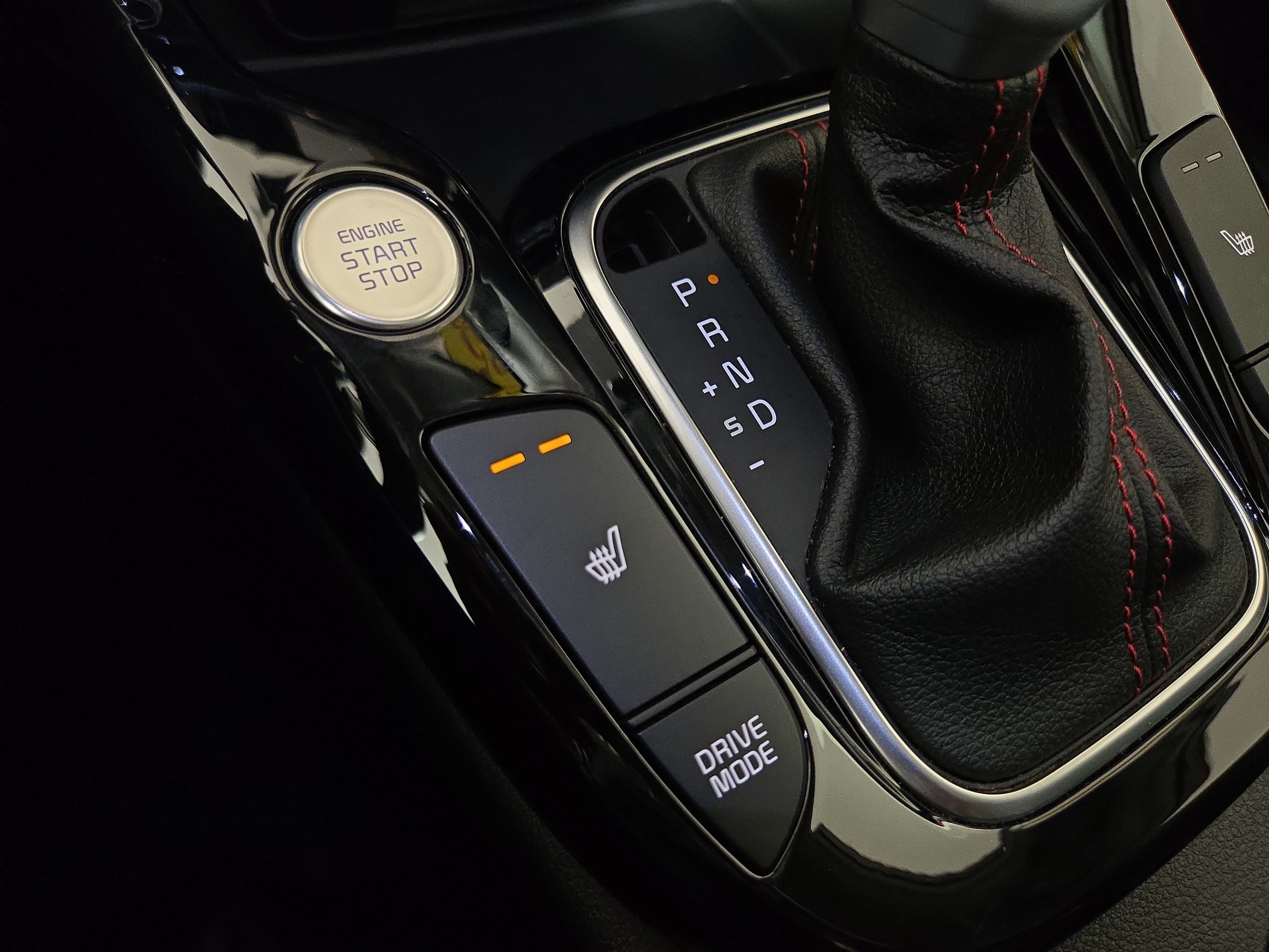 Used 2025 Kia Soul GT-Line w/ GT-Line Technology Package FWD image 29