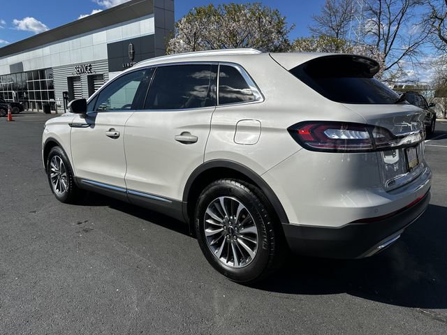 Used 2023 Lincoln Nautilus Reserve w/ Cargo Utility Package image 7