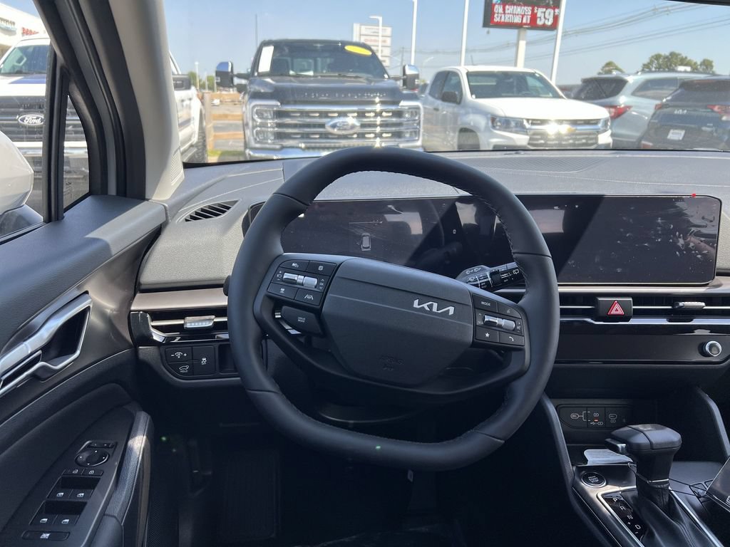 New 2026 Kia Sportage EX FWD image 14