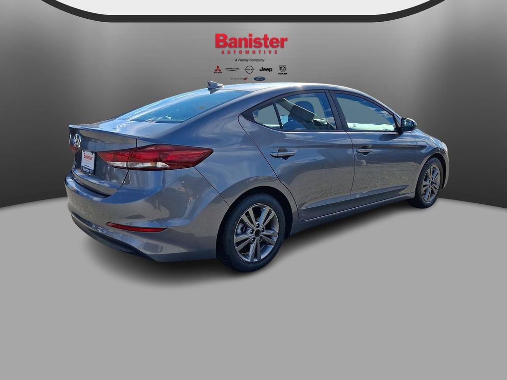 Used 2018 Hyundai Elantra SEL image 4