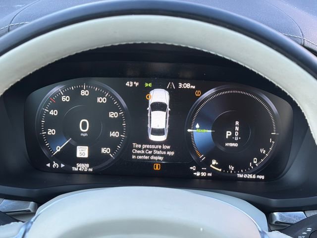 Used 2022 Volvo S60 T8 Inscription w/ Climate Package image 20