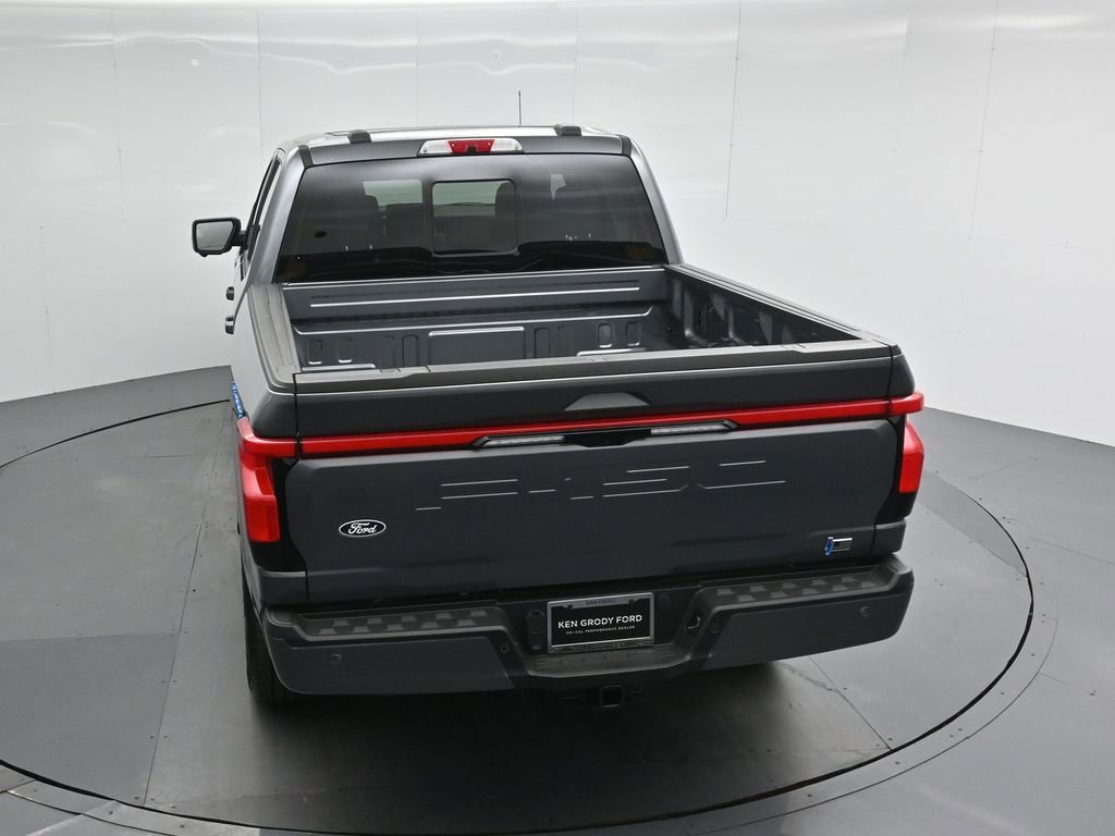 New 2025 Ford F150 Lightning Lariat image 43