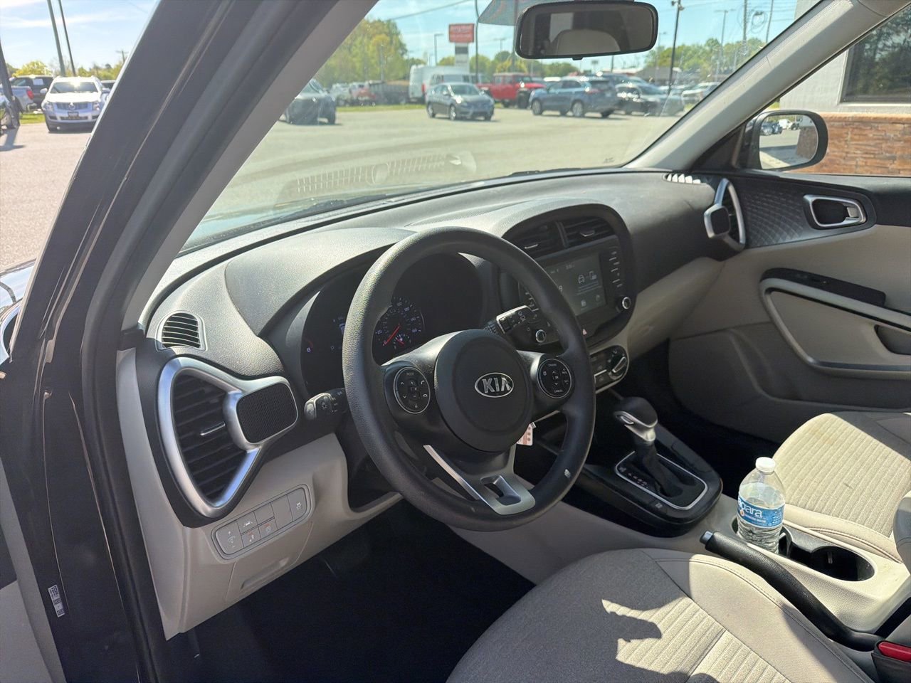 Used 2020 Kia Soul S image 4