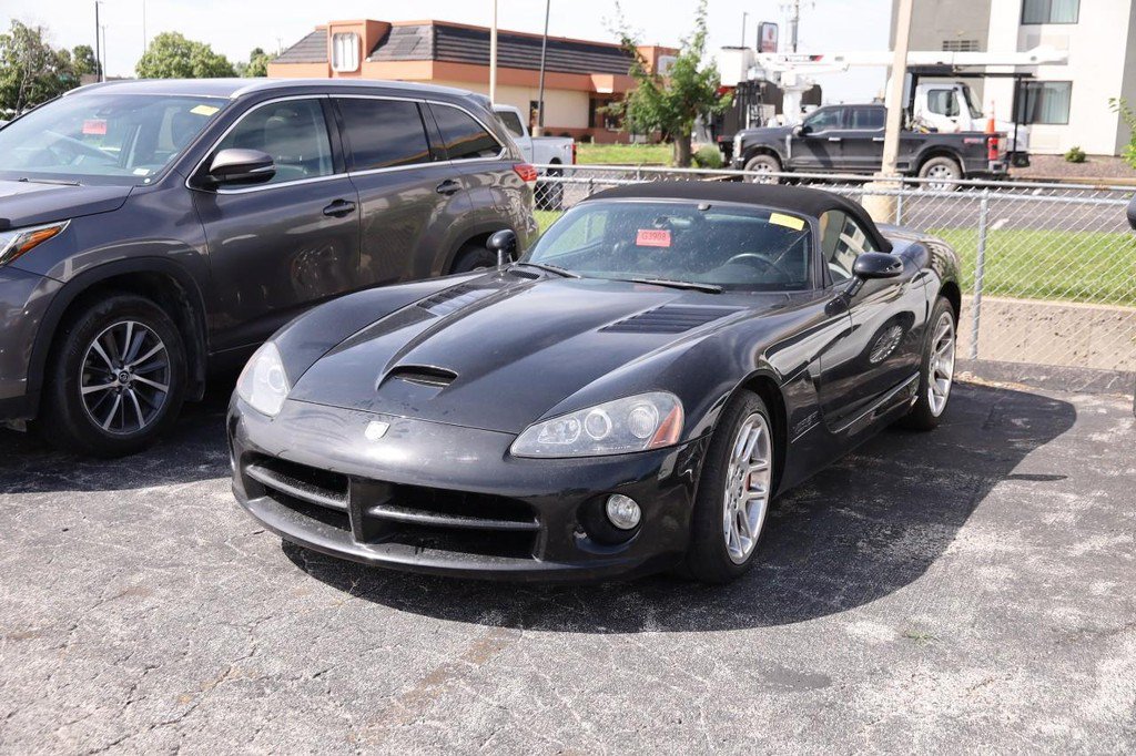 Used 2005 Dodge Viper SRT-10 RWD image 4