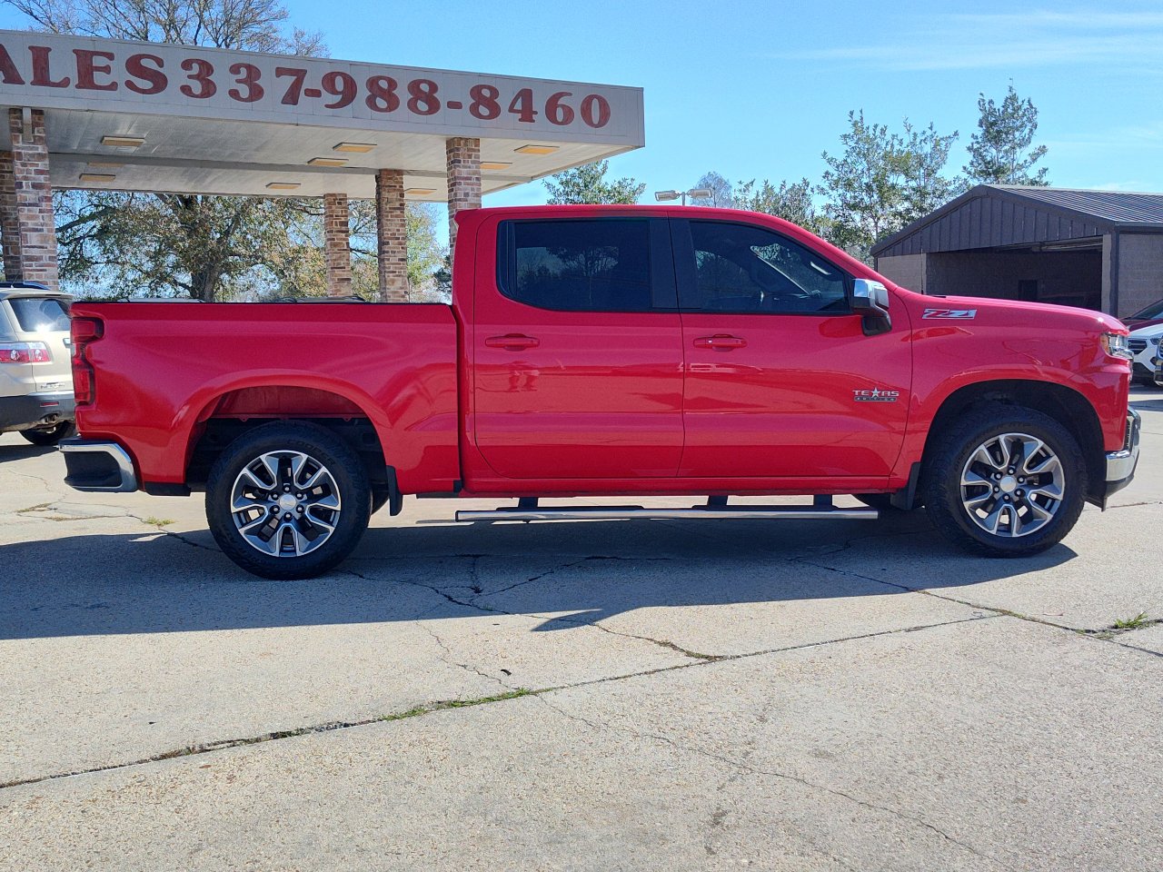 Used 2021 Chevrolet Silverado 1500 LT w/ Texas Edition Plus image 9