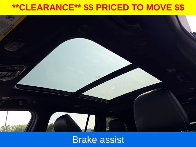 Used 2026 Jeep Grand Cherokee Limited AWD/4WD image 22