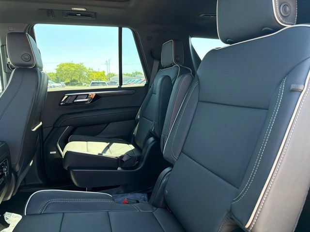 New 2026 Chevrolet Tahoe Premier w/ Sun And Tow Package AWD/4WD image 21