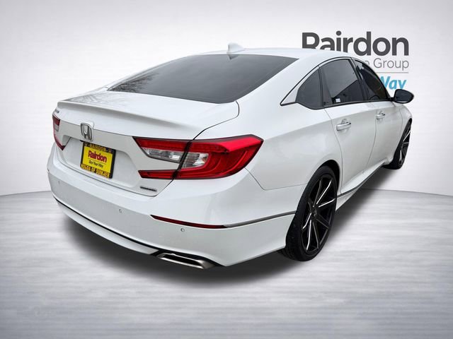 Used 2018 Honda Accord Touring image 9