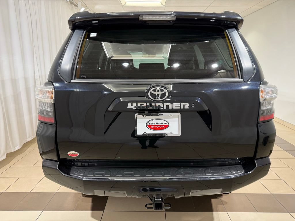 Certified 2024 Toyota 4Runner SR5 Premium AWD/4WD image 4