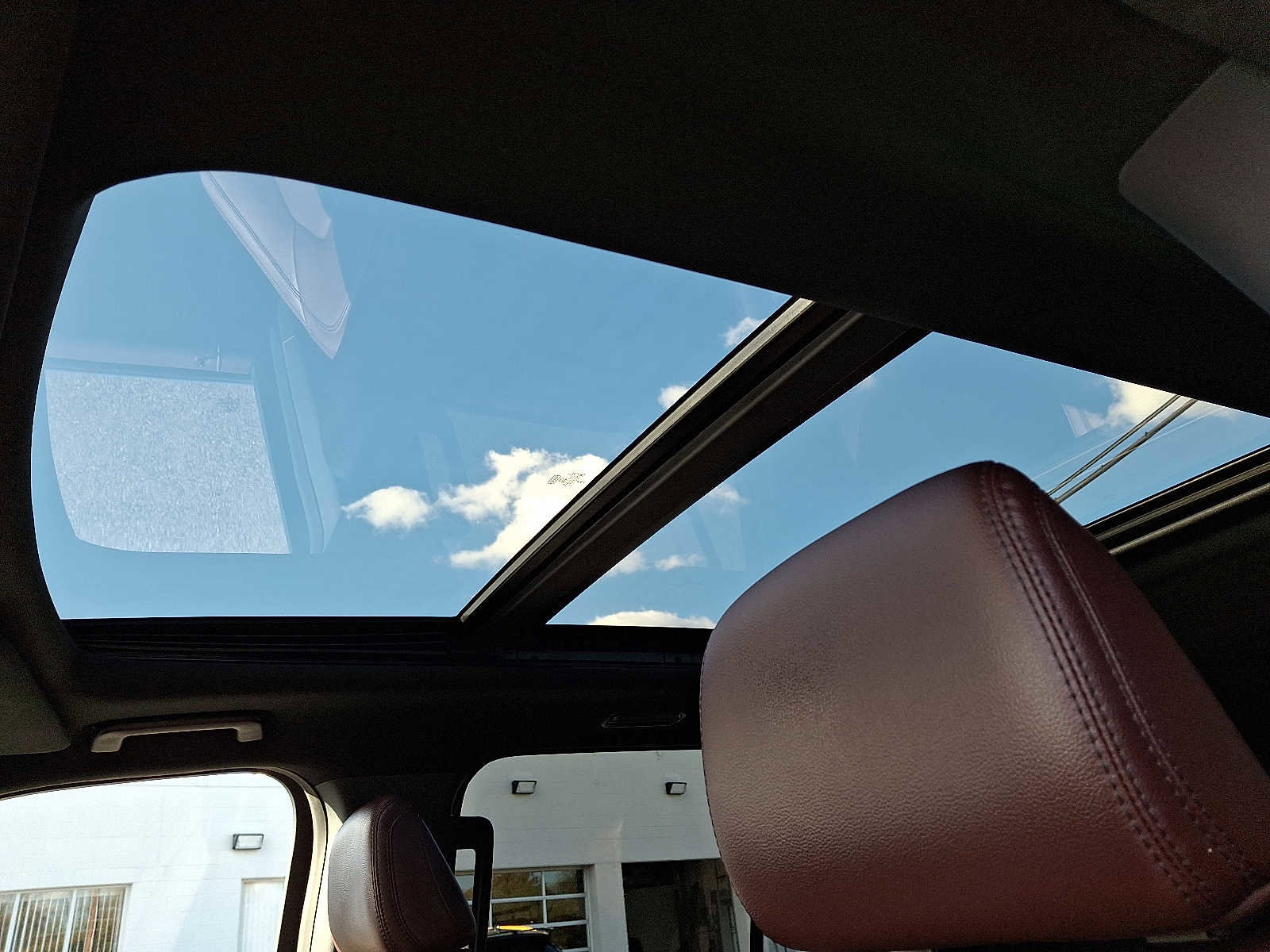 Used 2023 Ford Expedition Max Limited image 16