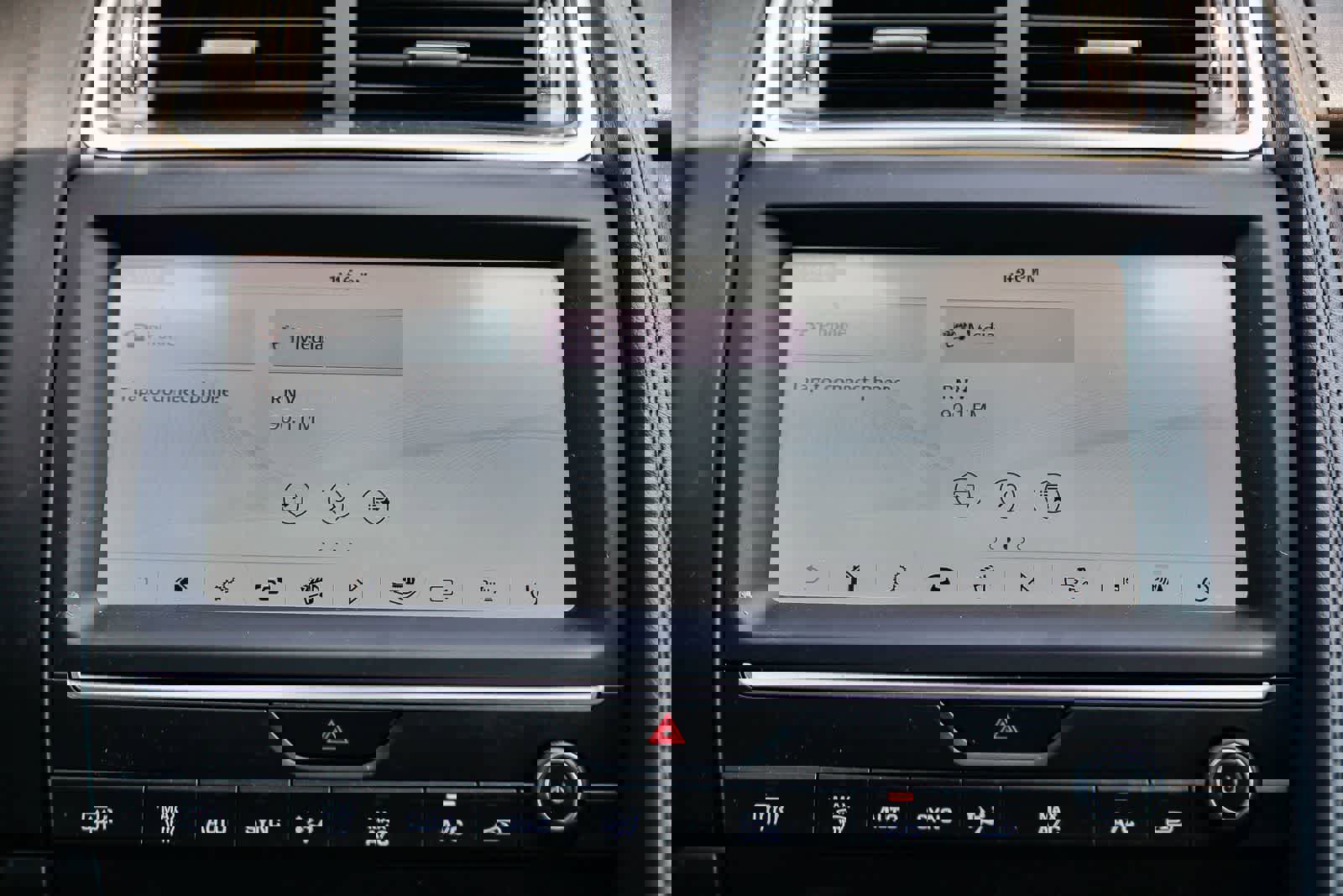 Used 2020 Jaguar E-PACE image 14