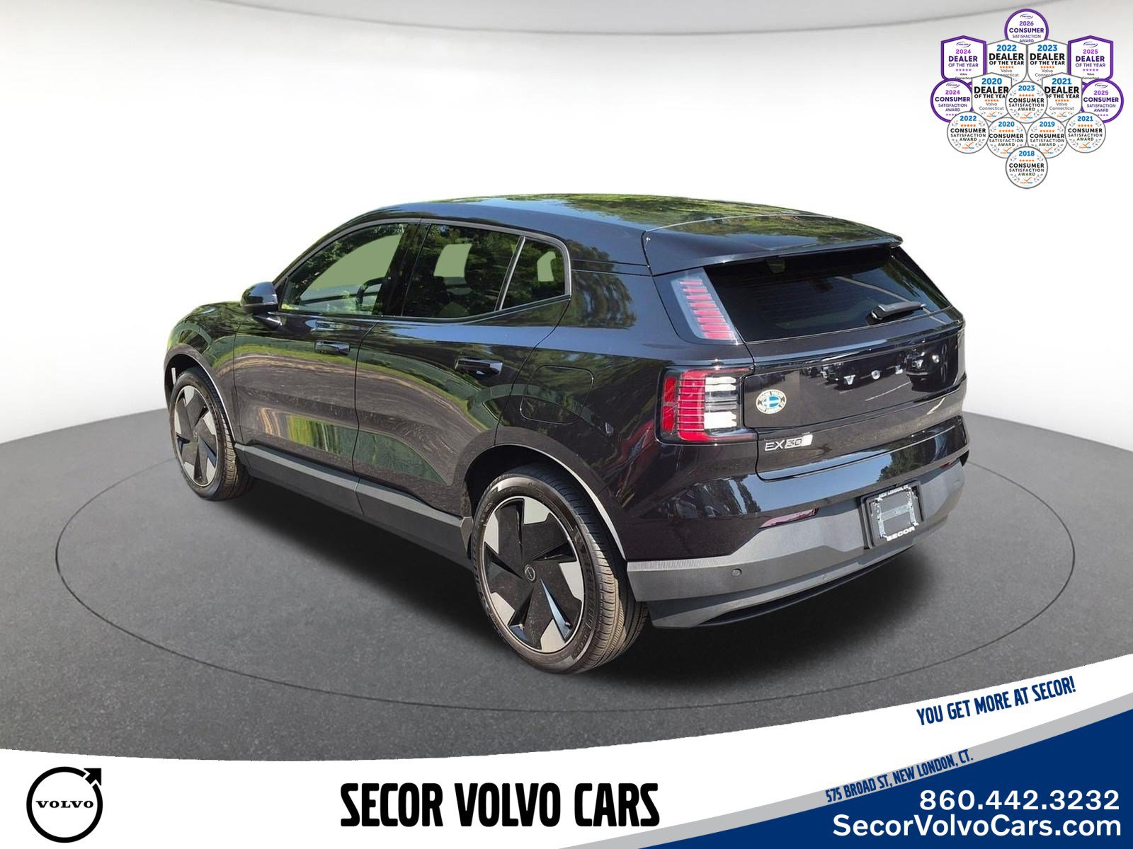 Used 2025 Volvo EX30 Plus w/ Protection Package Premier AWD/4WD image 8
