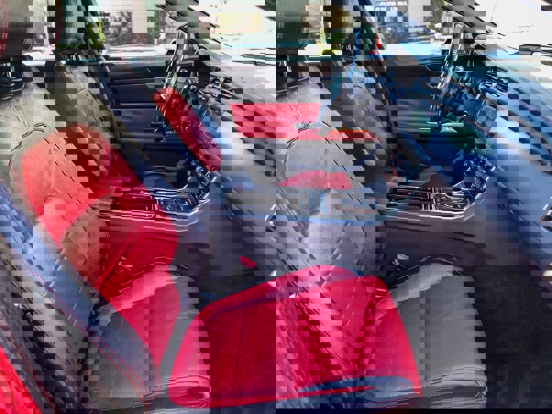 Used 2017 Jaguar XF R-Sport image 21