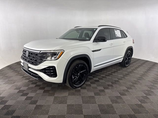 Used 2025 Volkswagen Atlas Cross Sport SEL R-Line image 3