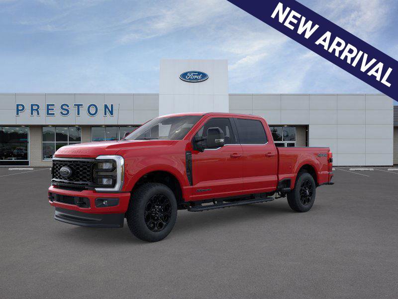 New 2026 Ford F350 Lariat w/ Black Appearance Package