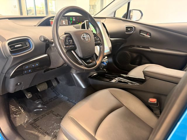Used 2020 Toyota Prius Limited FWD image 17