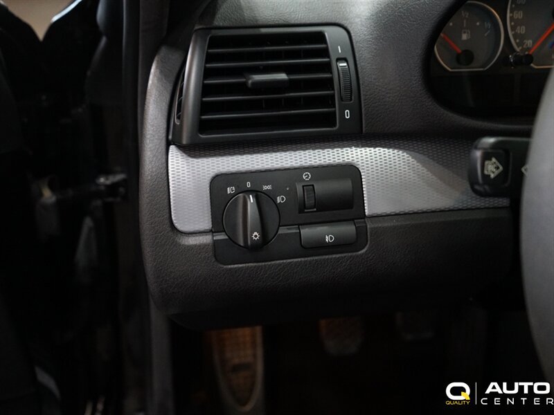 Used 2006 BMW M3 Coupe RWD image 17