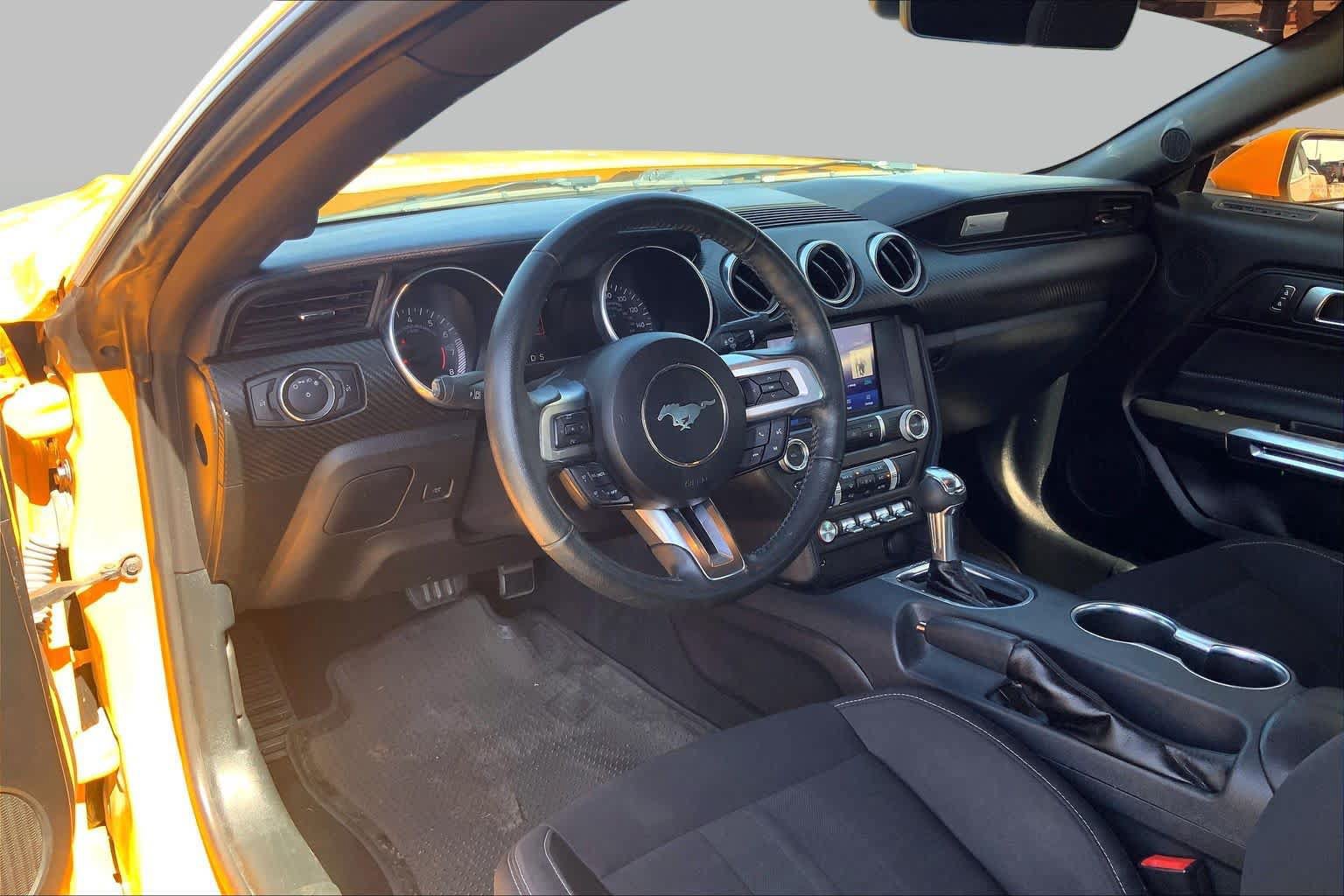 Used 2022 Ford Mustang GT w/ Equipment Group 101A RWD image 17