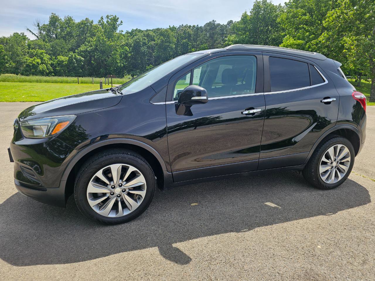 Used 2019 Buick Encore Preferred AWD/4WD image 10