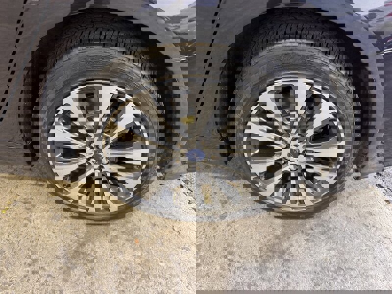 Used 2020 Ford Fusion SE image 13