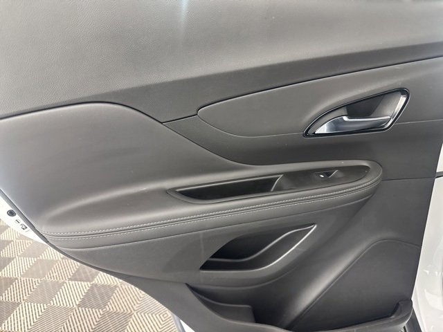 Used 2022 Buick Encore Preferred w/ Safety Package II image 19