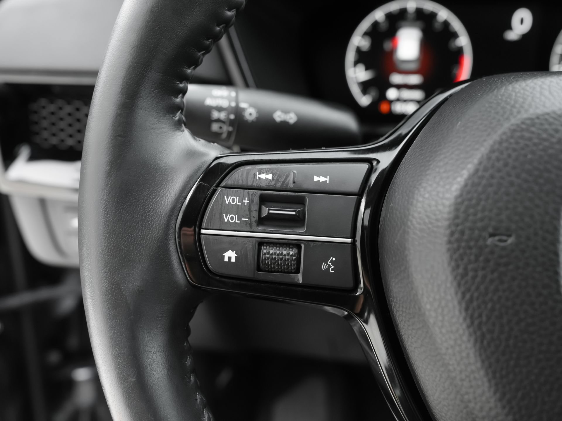 Used 2024 Honda CR-V EX-L image 18