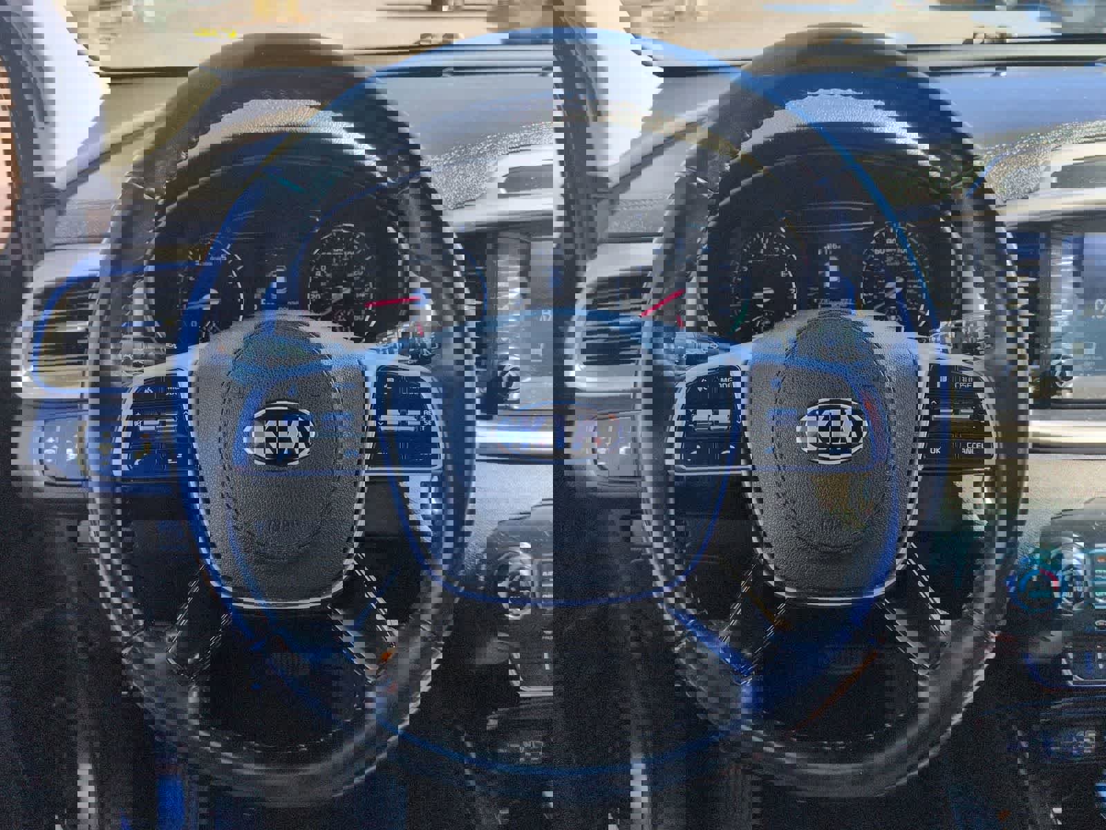 Used 2020 Kia Sorento S image 21