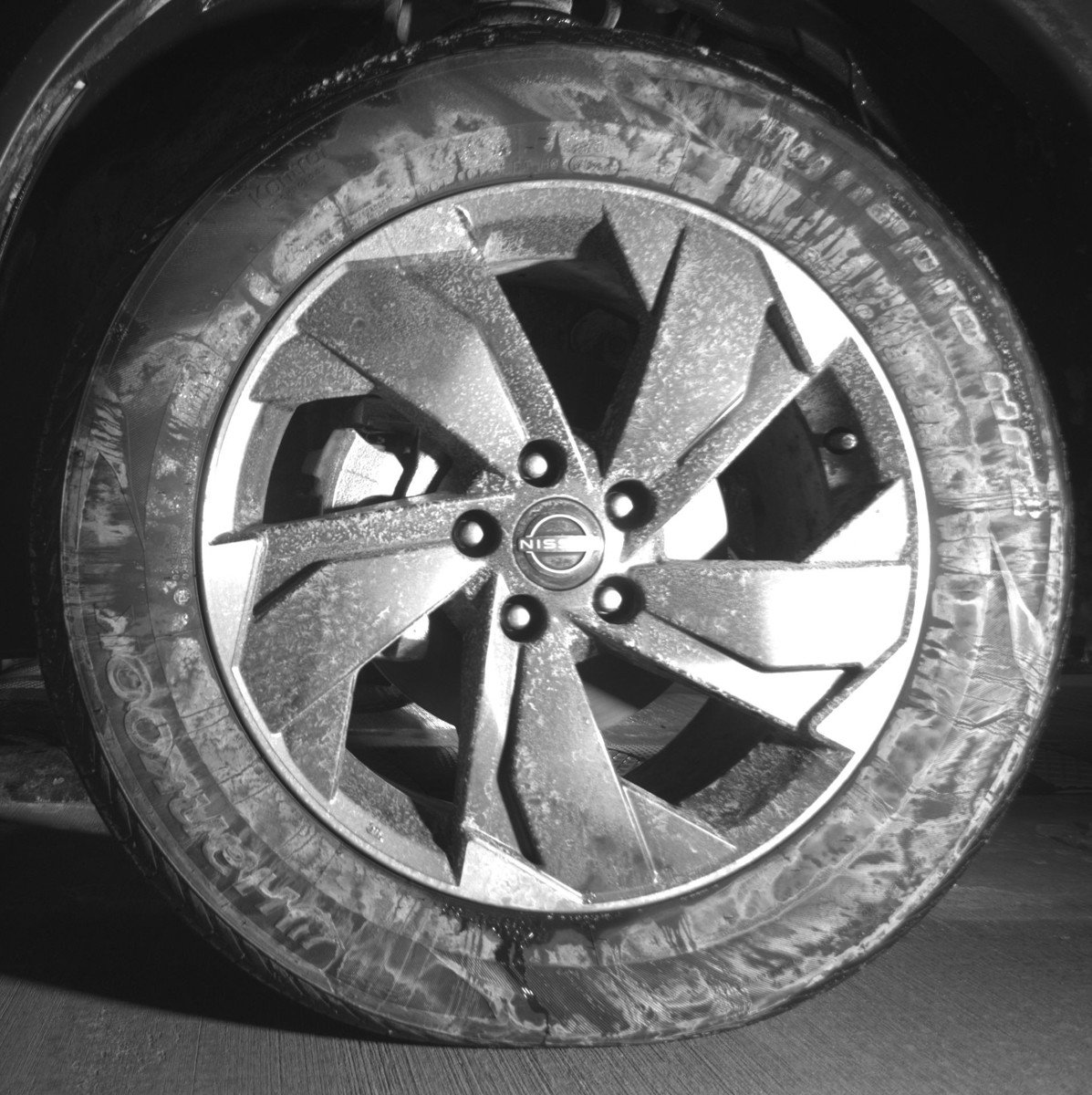 Used 2025 Nissan Rogue SV image 12