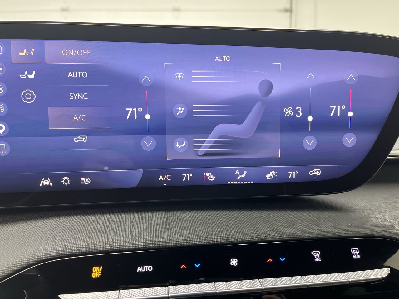 New 2026 Buick Enclave Sport Touring w/ Power Package AWD/4WD image 22