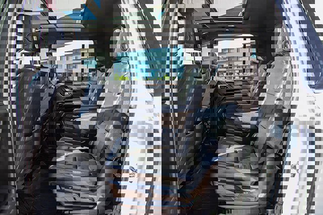 Used 2023 Chevrolet Suburban Z71 w/ Z71 Off-Road Package image 16