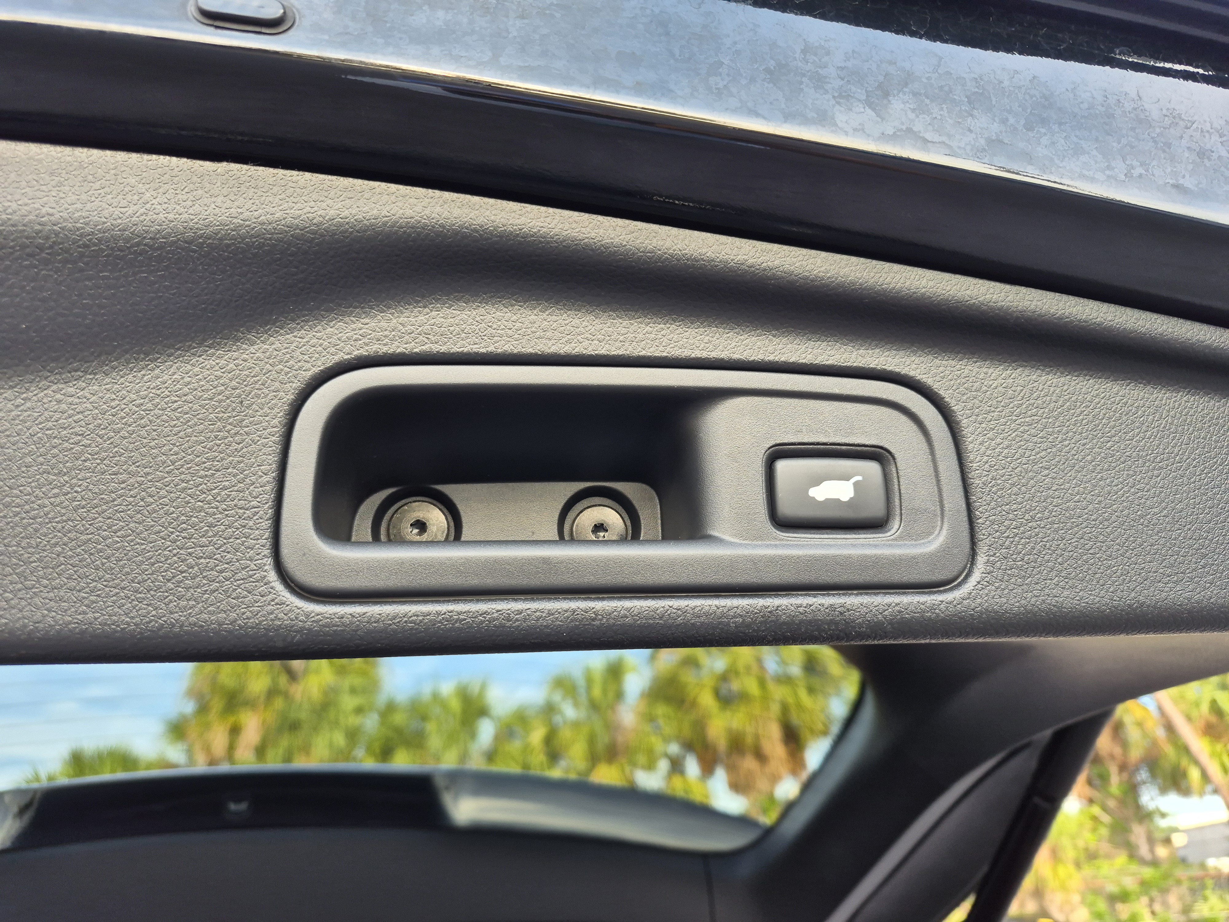 Used 2017 Honda Pilot Touring image 14