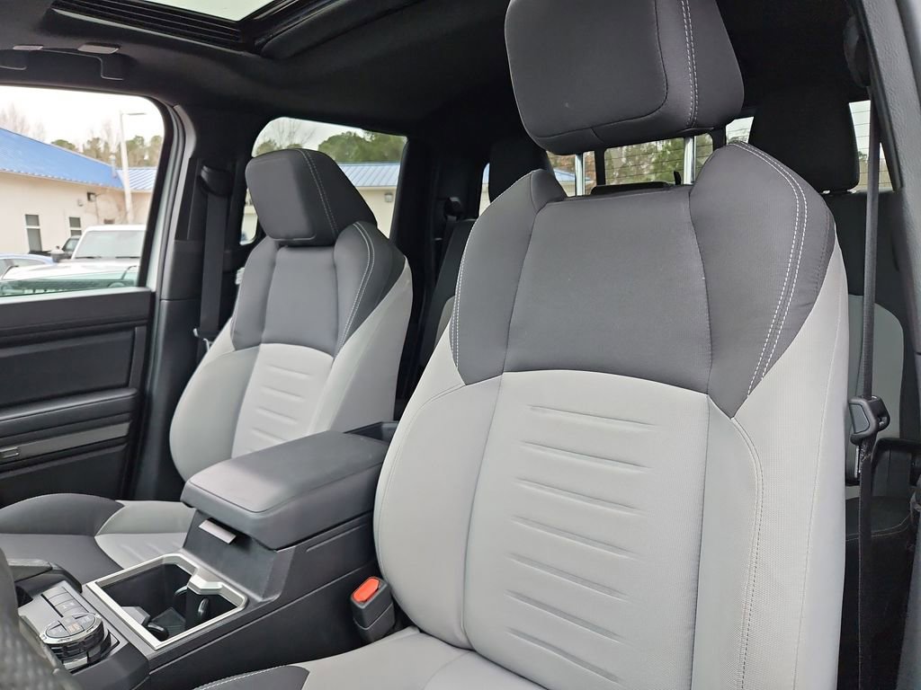 Used 2025 Toyota Tacoma TRD Off-Road image 25