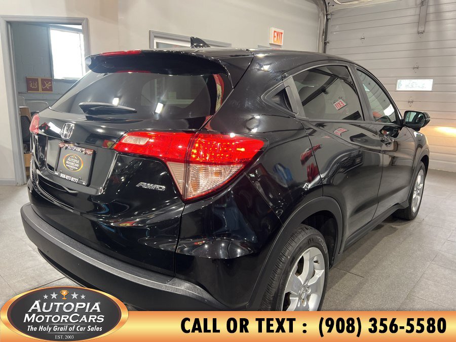 Used 2017 Honda HR-V EX image 35