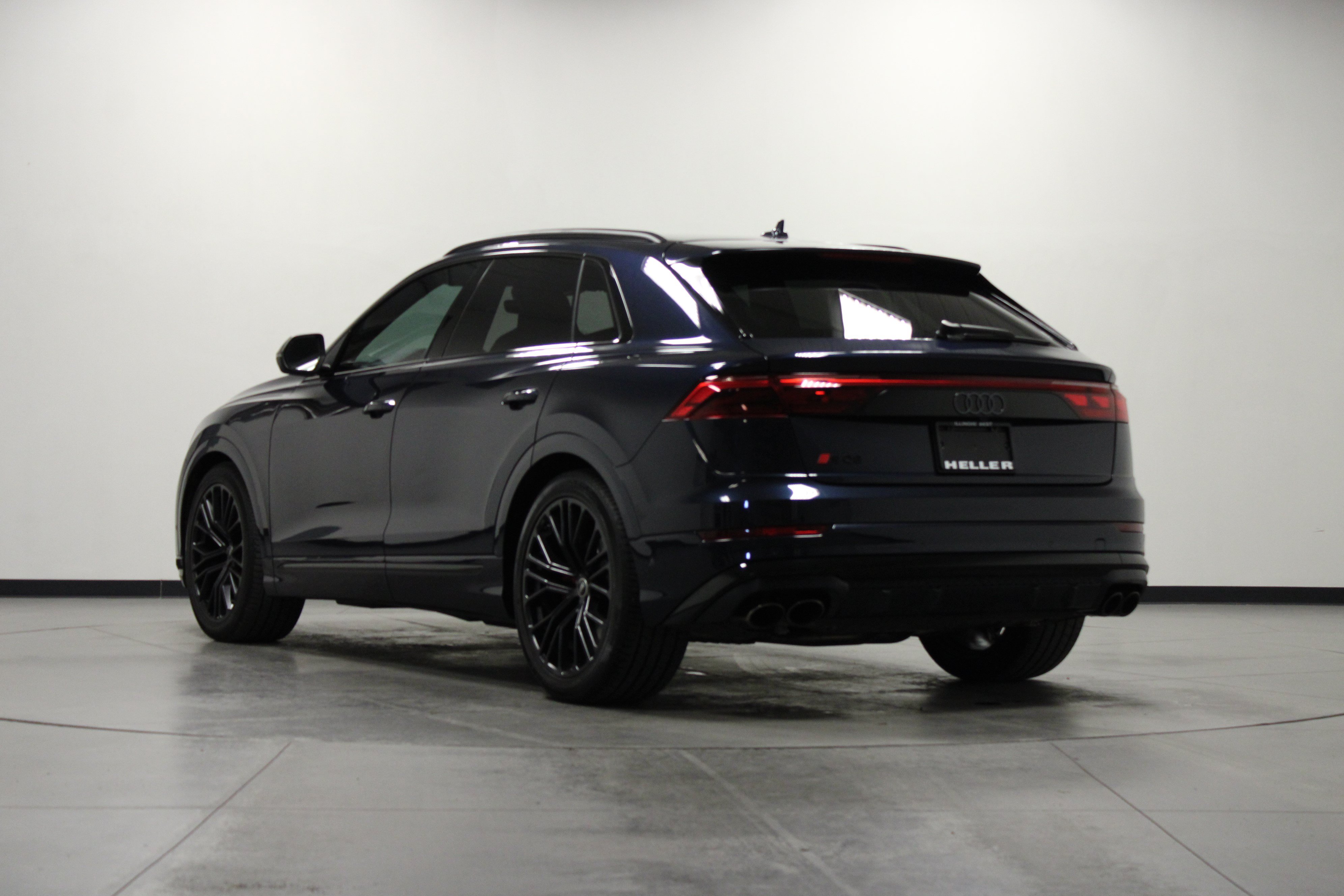 Used 2024 Audi SQ8 Prestige w/ Prestige Package AWD/4WD image 6