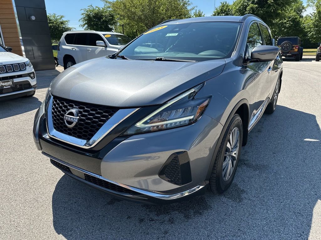 Used 2023 Nissan Murano S AWD/4WD image 2