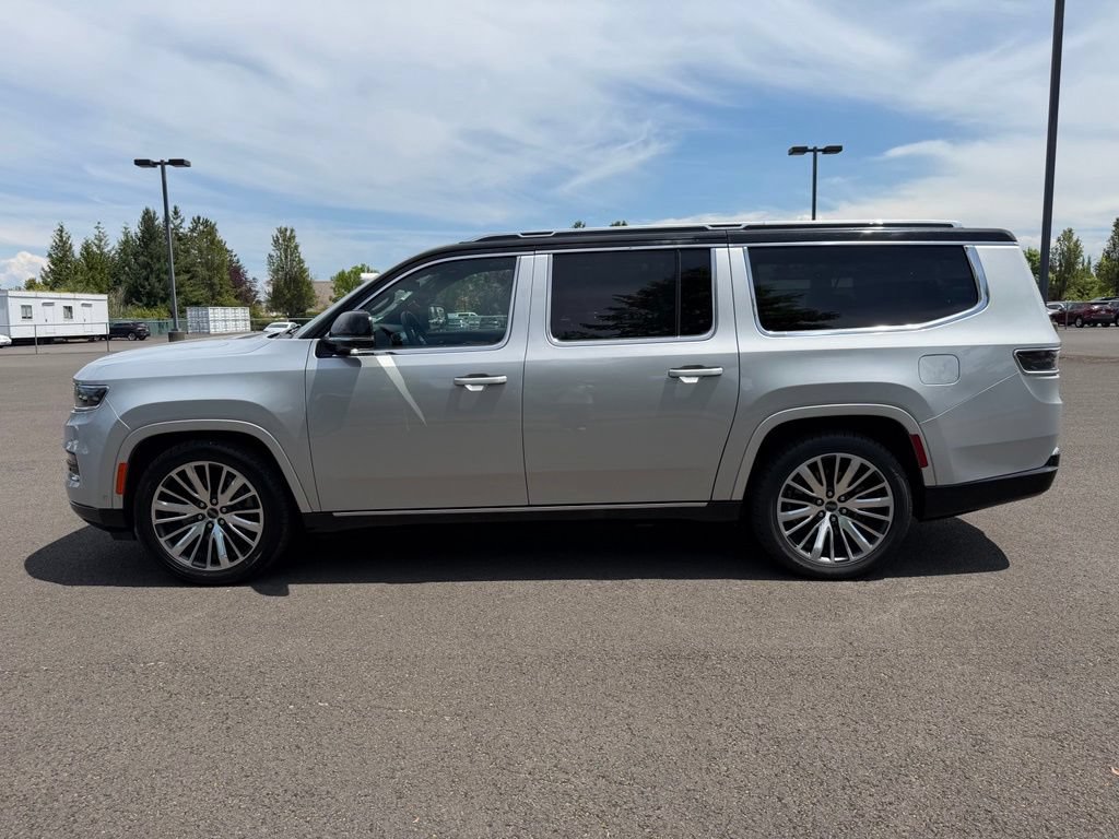 Used 2024 Jeep Grand Wagoneer L Series III AWD/4WD image 5
