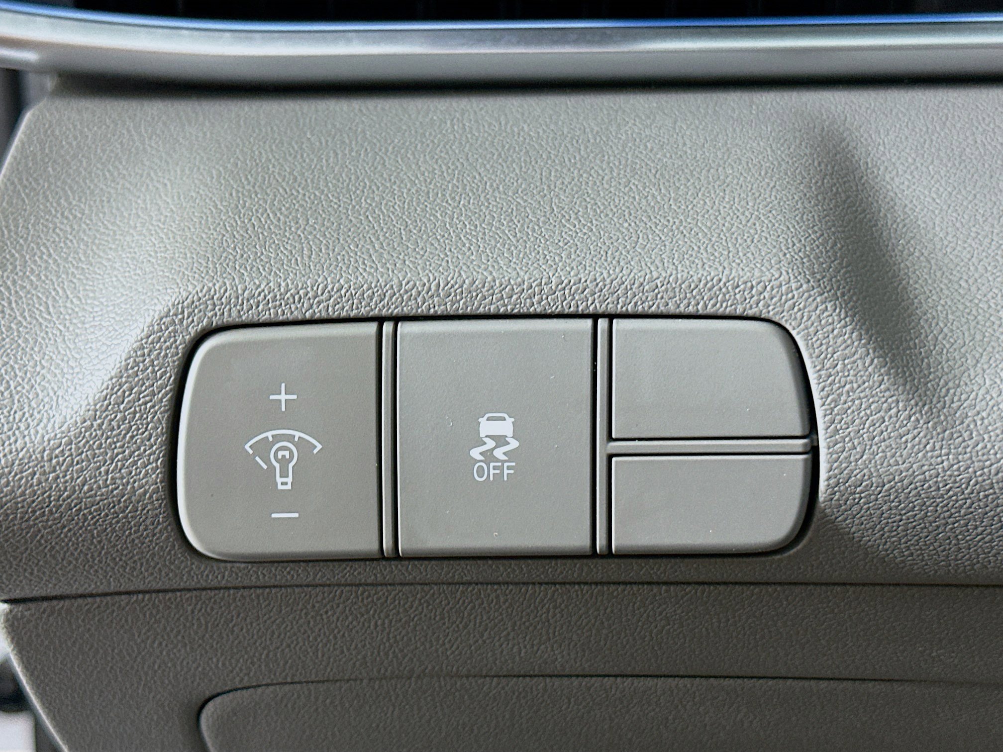 Used 2024 Hyundai Elantra SEL FWD image 17