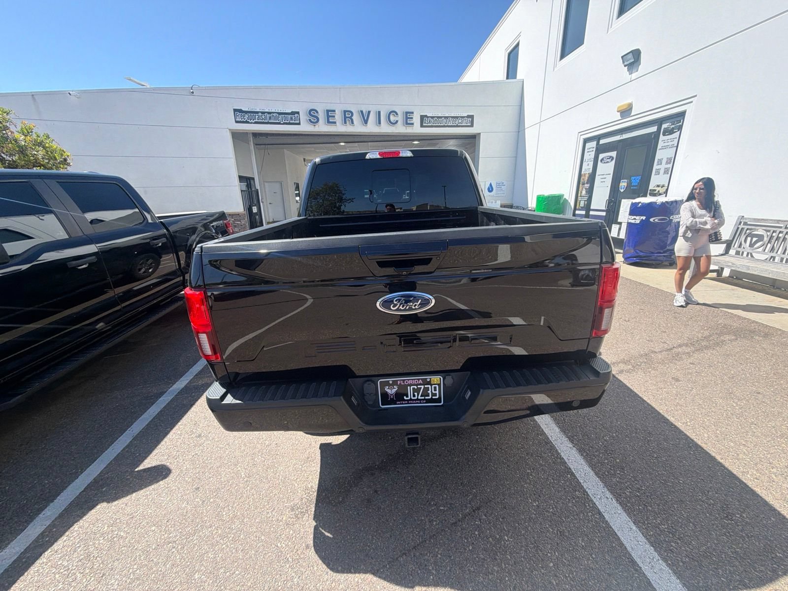 Used 2020 Ford F150 Lariat w/ Equipment Group 502A Luxury AWD/4WD image 6