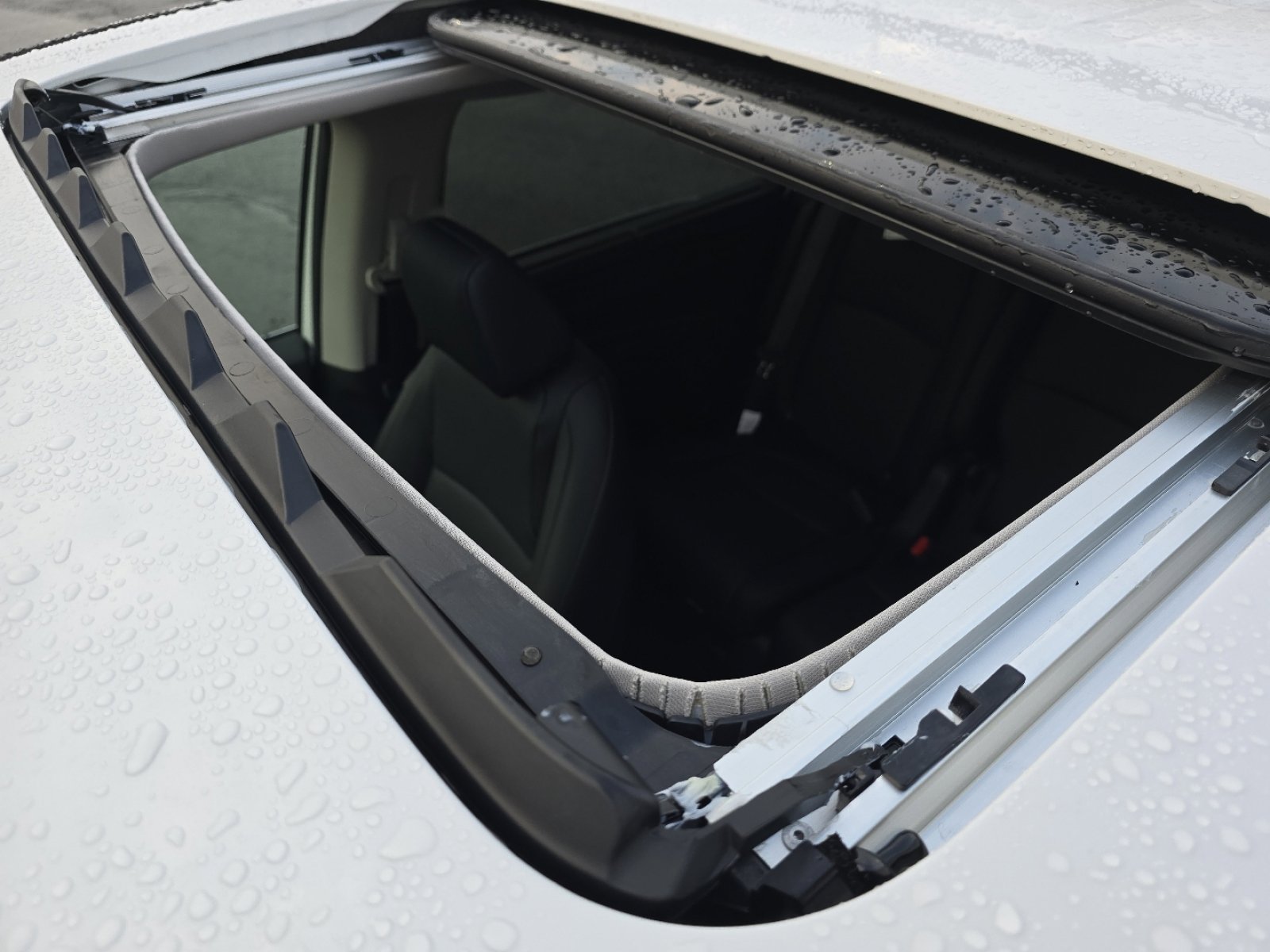 New 2026 Honda Odyssey EX-L image 4