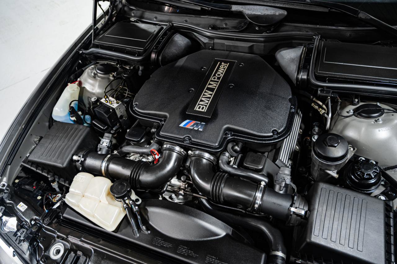 Used 2003 BMW M5 image 34