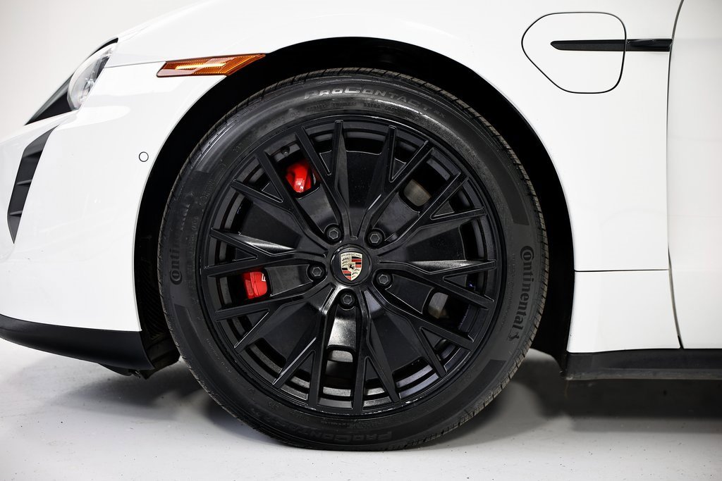Certified 2024 Porsche Taycan GTS image 12