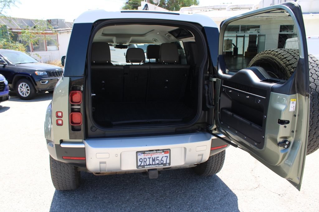 Used 2022 Land Rover Defender 110 S AWD/4WD image 10
