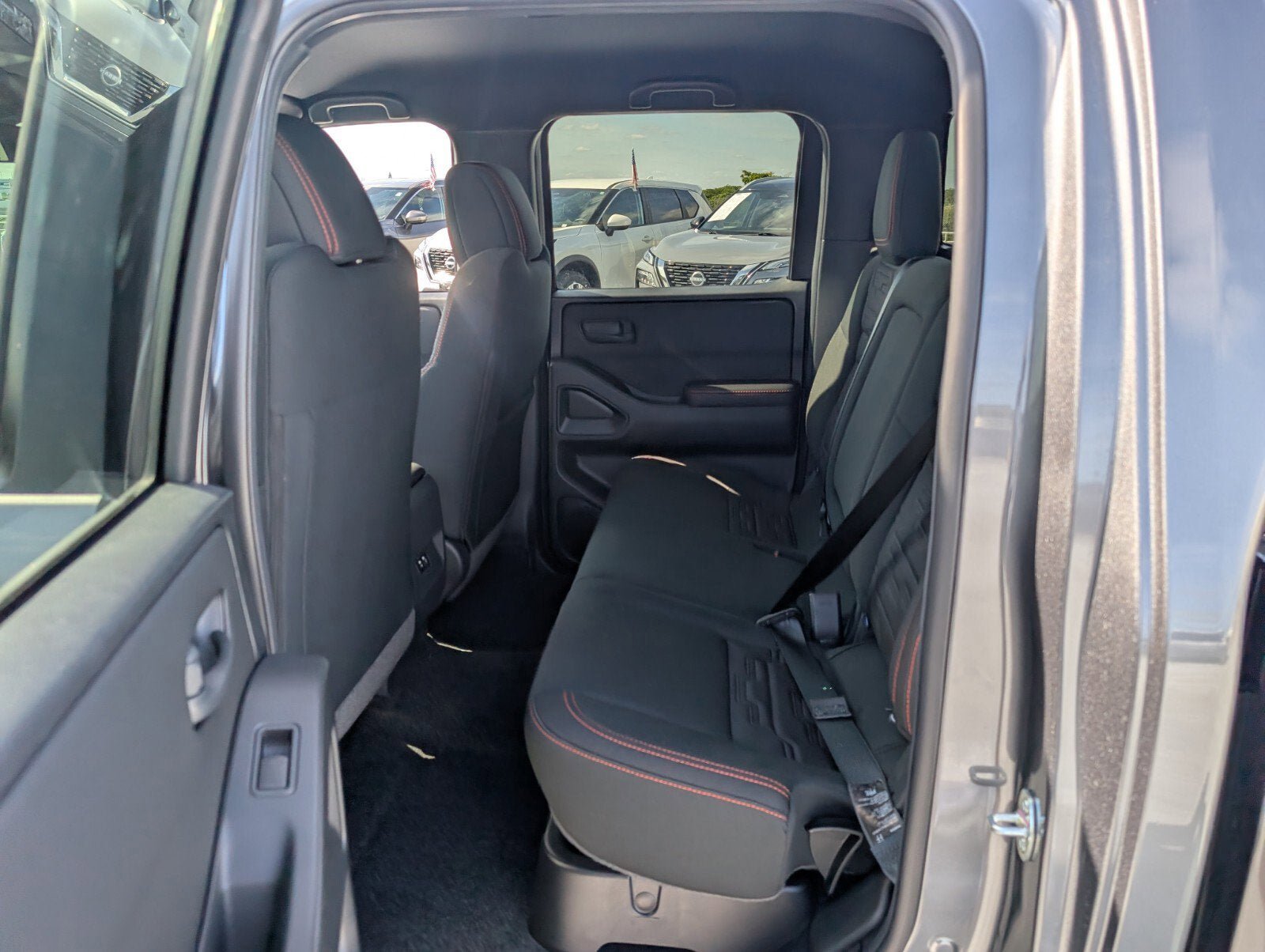 New 2026 Nissan Frontier PRO-4X w/ Tow Package AWD/4WD image 11