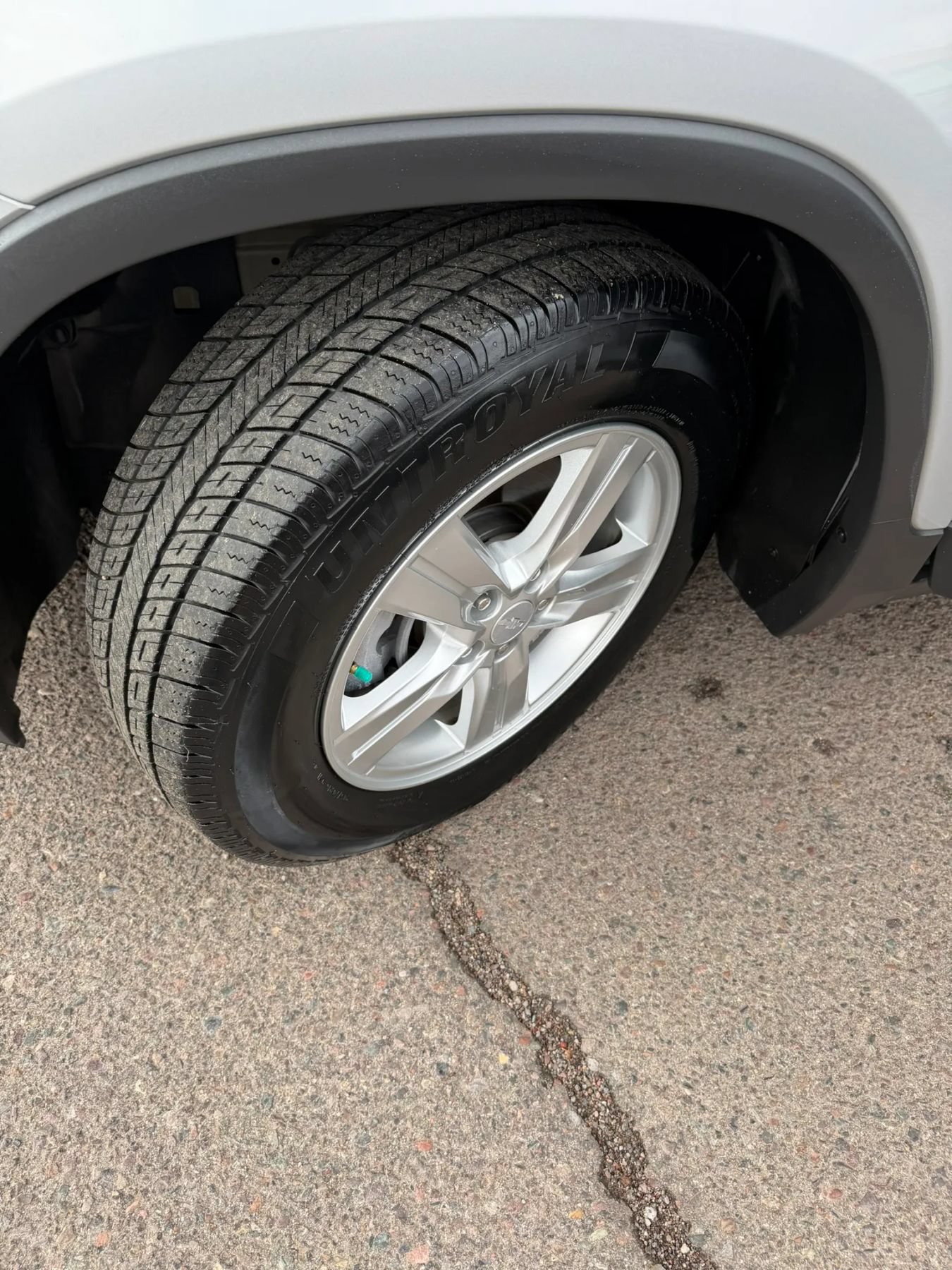 Used 2019 Chevrolet Trax LS w/ Tint and Cruise Package FWD image 15