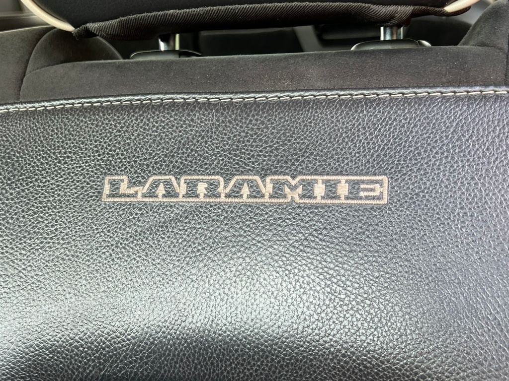 Used 2019 RAM 1500 Laramie AWD/4WD image 16