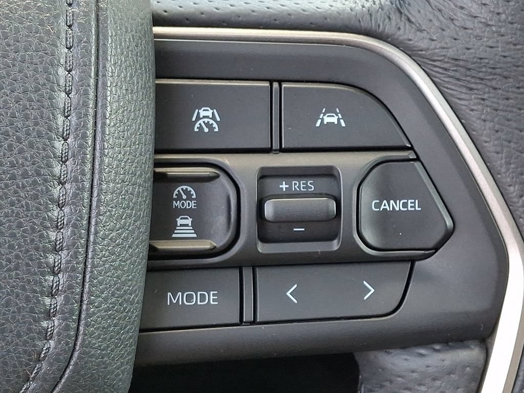 Used 2025 Toyota Tacoma TRD Sport w/ TRD Sport Upgrade Package AWD/4WD image 22