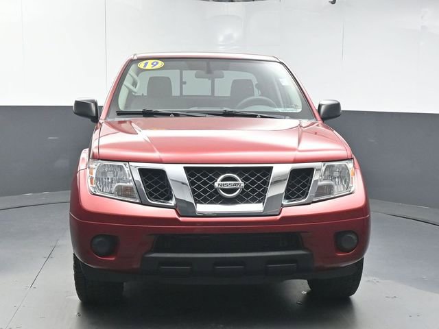 Used 2019 Nissan Frontier SV image 3