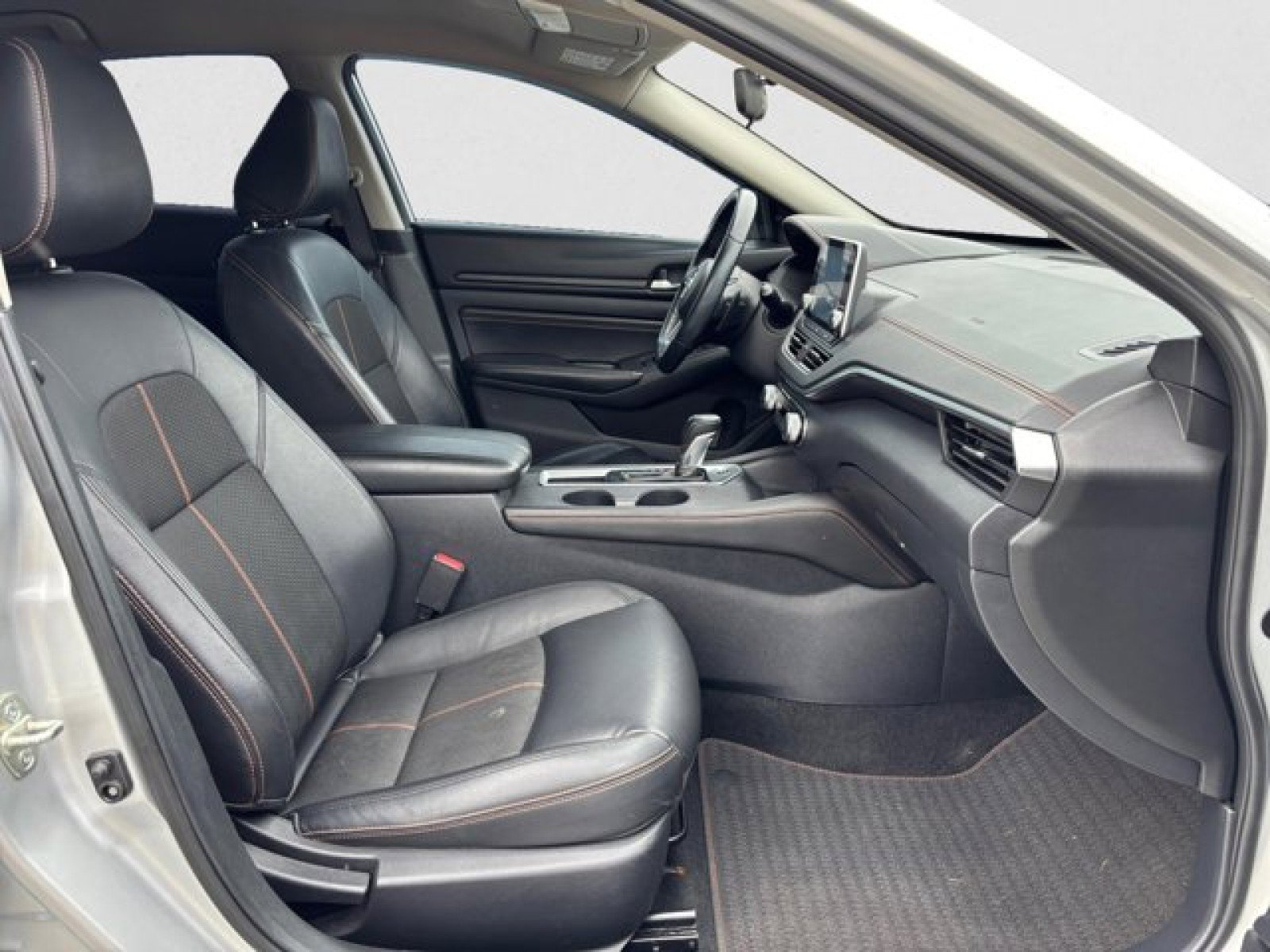 Used 2020 Nissan Altima 2.5 SR image 18
