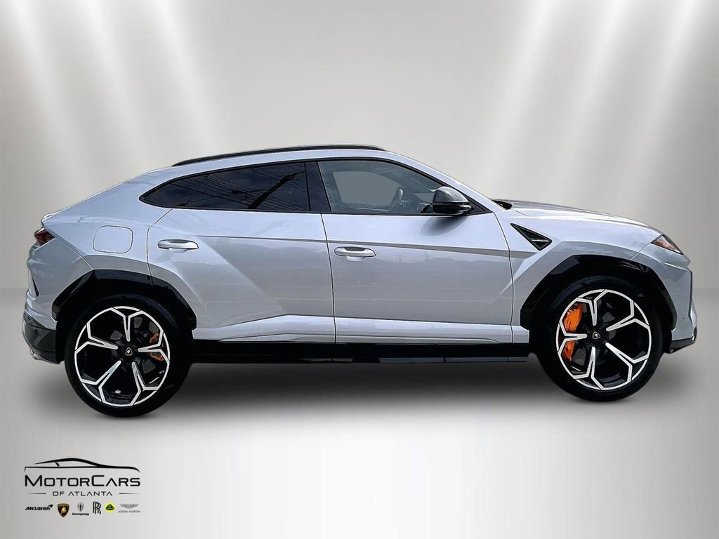 Used 2020 Lamborghini Urus AWD/4WD image 6