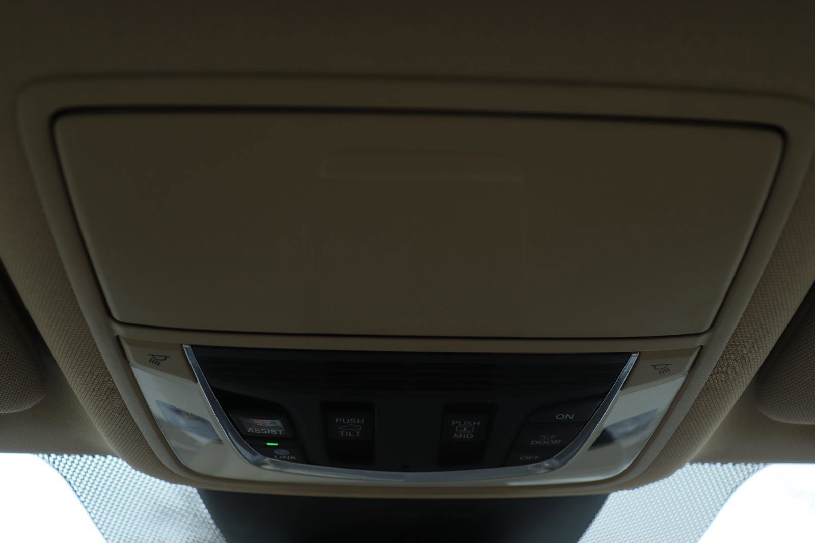 Used 2022 Acura MDX SH-AWD w/ Advance Package image 25